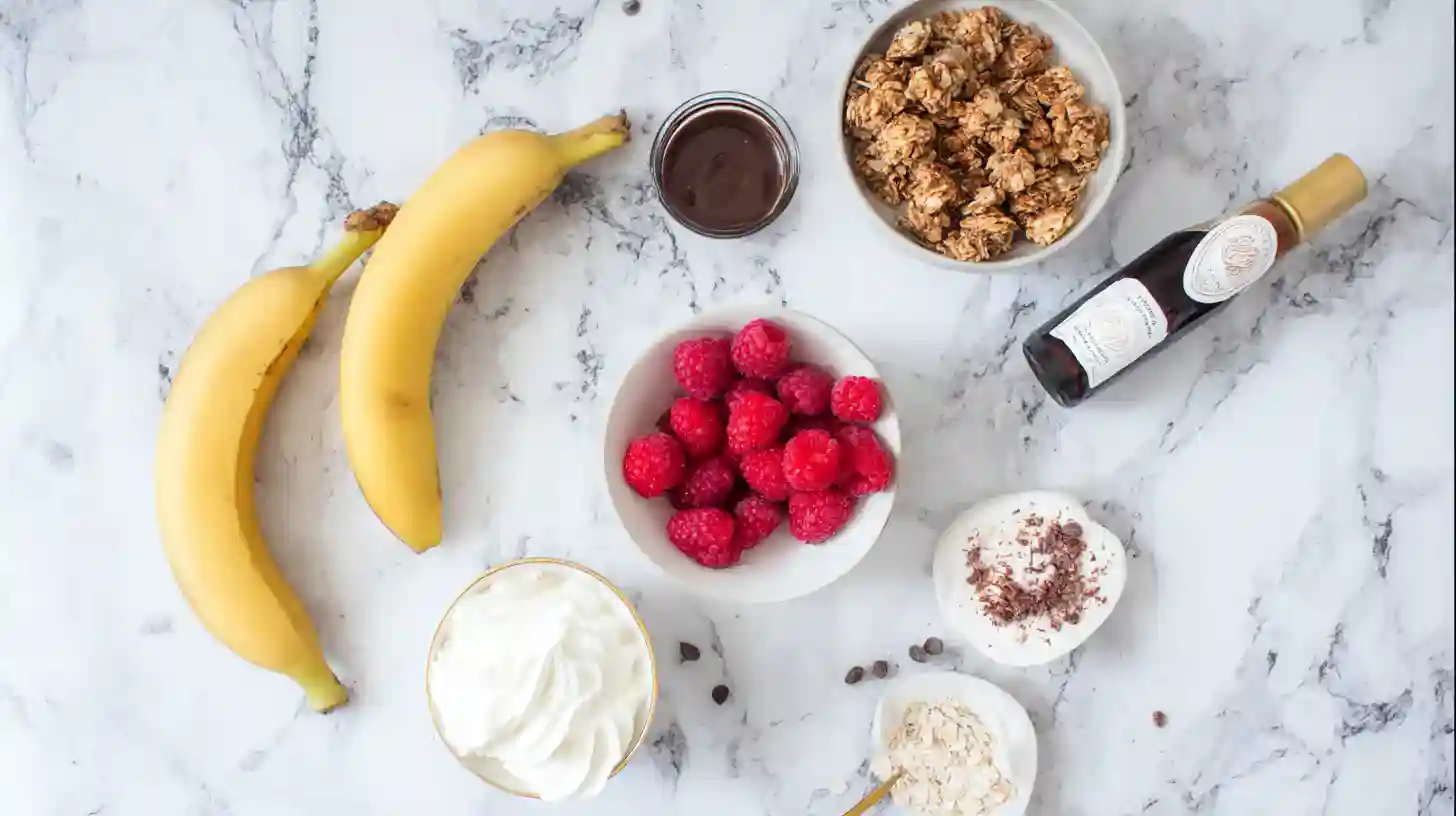 banana-berry-Chocolate-parfait-Sundae-ingredients ingredients including Banana Berry Chocolate Parfait Sundae