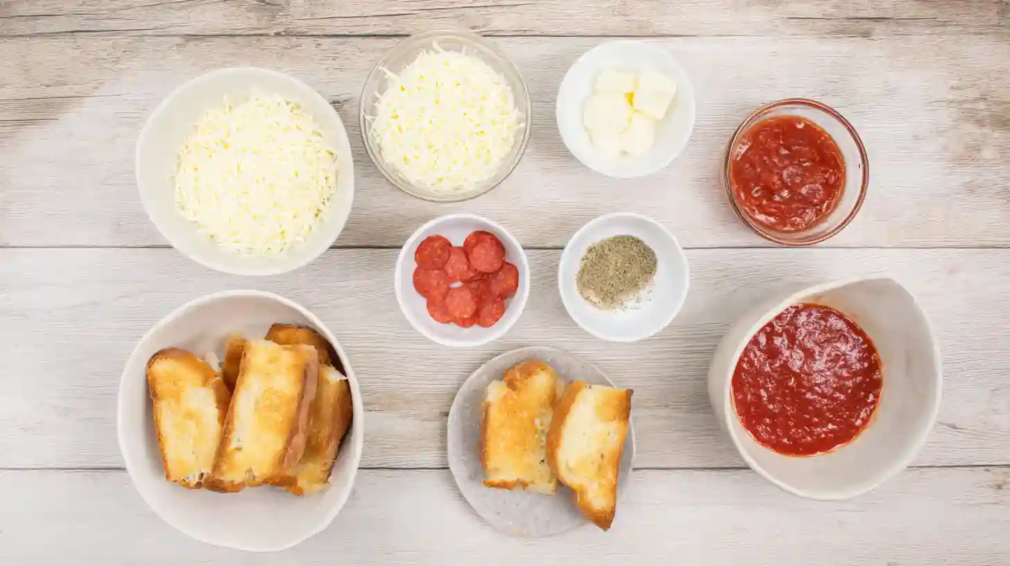 texas-toast-air-fryer-pizza-Recipe-ingredients Ingredients for Texas Toast Air Fryer Pizza Recipe