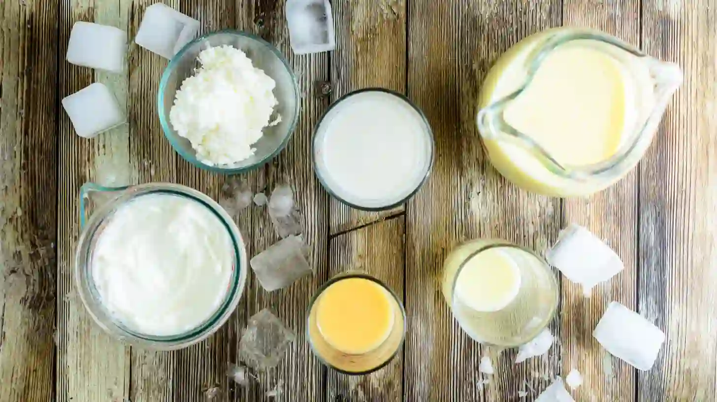 key-lime-pie-cheesecake-Piña-colada-ingredients-Image Ingredients for Key Lime Pie Cheesecake Piña Colada recipe – coconut milk, pineapple juice, cream cheese, key lime juice, tropical cheesecake cocktail base