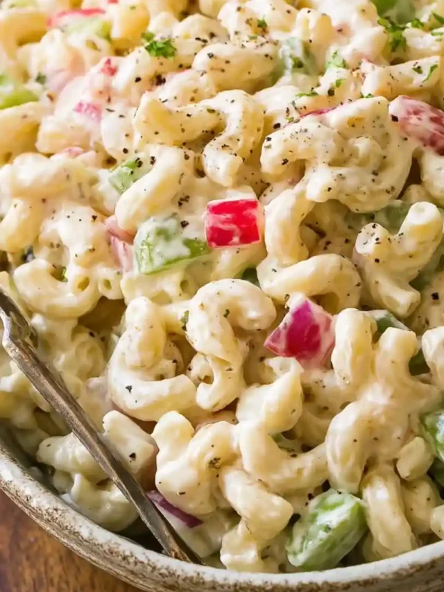 Easy Creamy Macaroni Salad Recipe