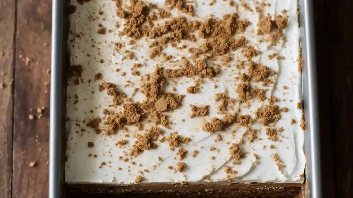 step6-biscoff-nutella-dream-bars-decorate-set Step 6 No-Bake Biscoff and Nutella Dream Bars decorated with crushed Biscoff cookies and chilled overnight – no-bake layered desserts